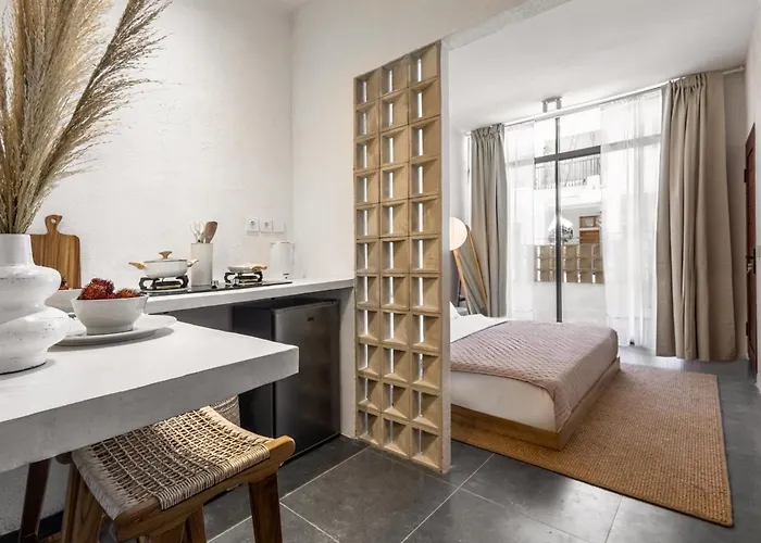 Aparthotel Pyramids Ateliero